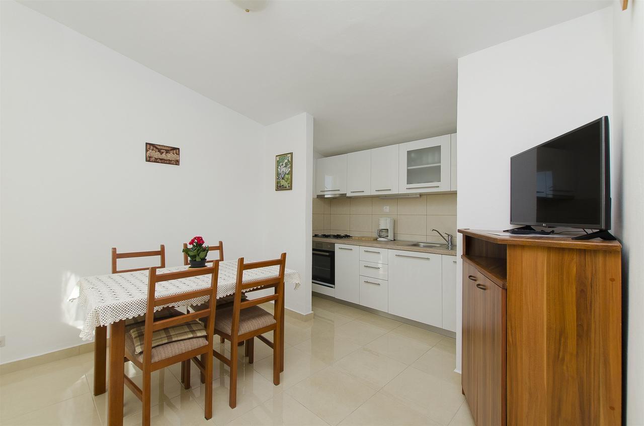 Apartment Josipa Primošten Zewnętrze zdjęcie